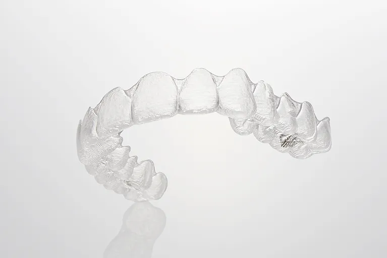 マウスピース矯正