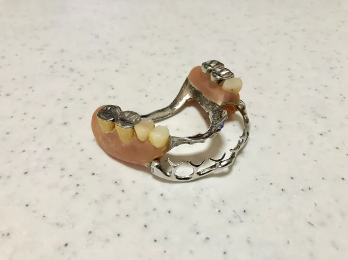 スイングロックアタッチメント